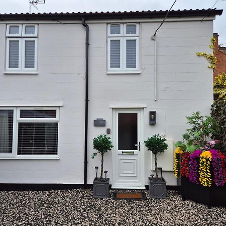 Rugby Coach House, Central Location, 5 Star Rating Exterior foto