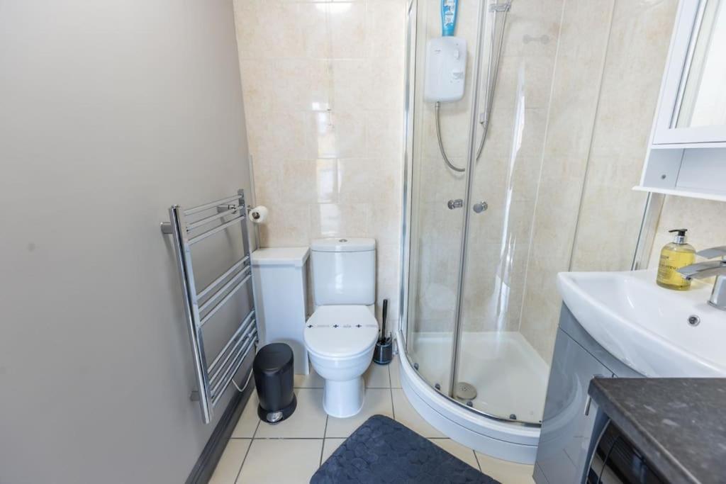 Rugby Coach House, Central Location, 5 Star Rating Exterior foto