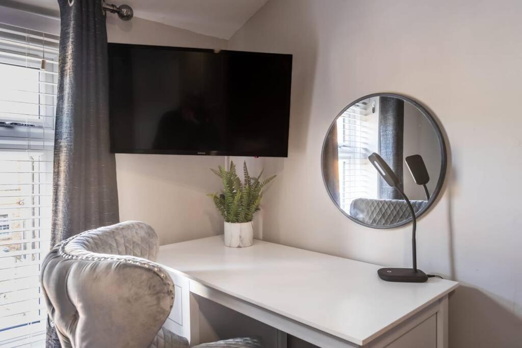 Rugby Coach House, Central Location, 5 Star Rating Exterior foto
