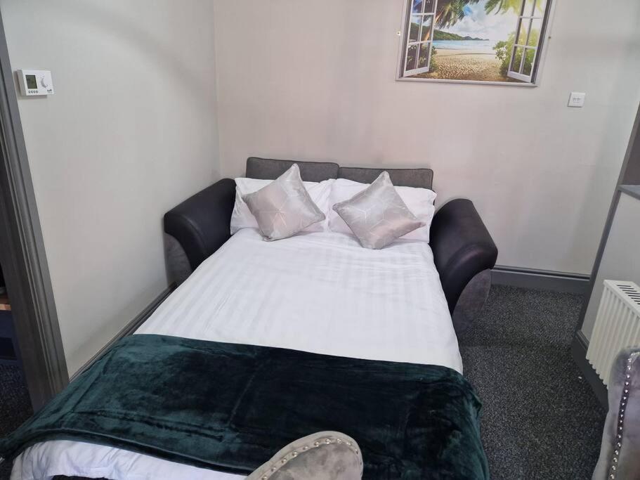 Rugby Coach House, Central Location, 5 Star Rating Exterior foto