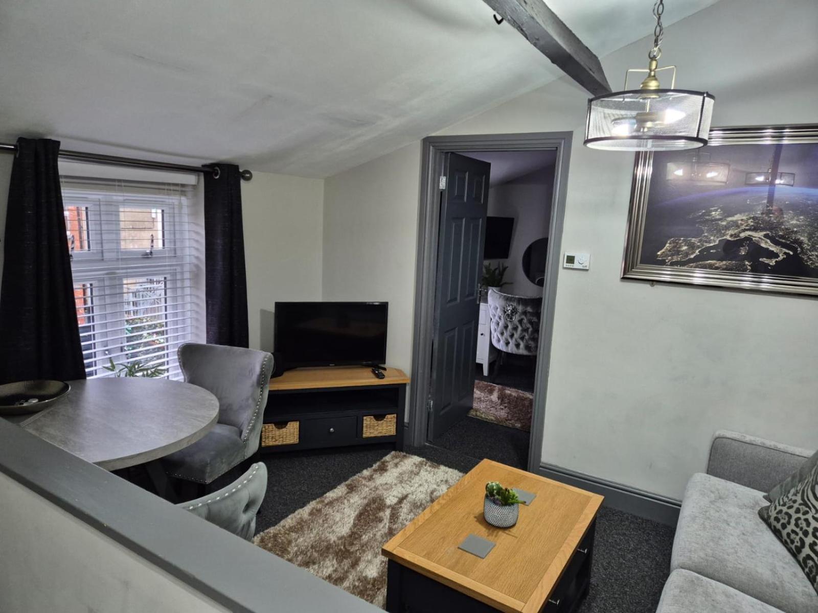 Rugby Coach House, Central Location, 5 Star Rating Exterior foto